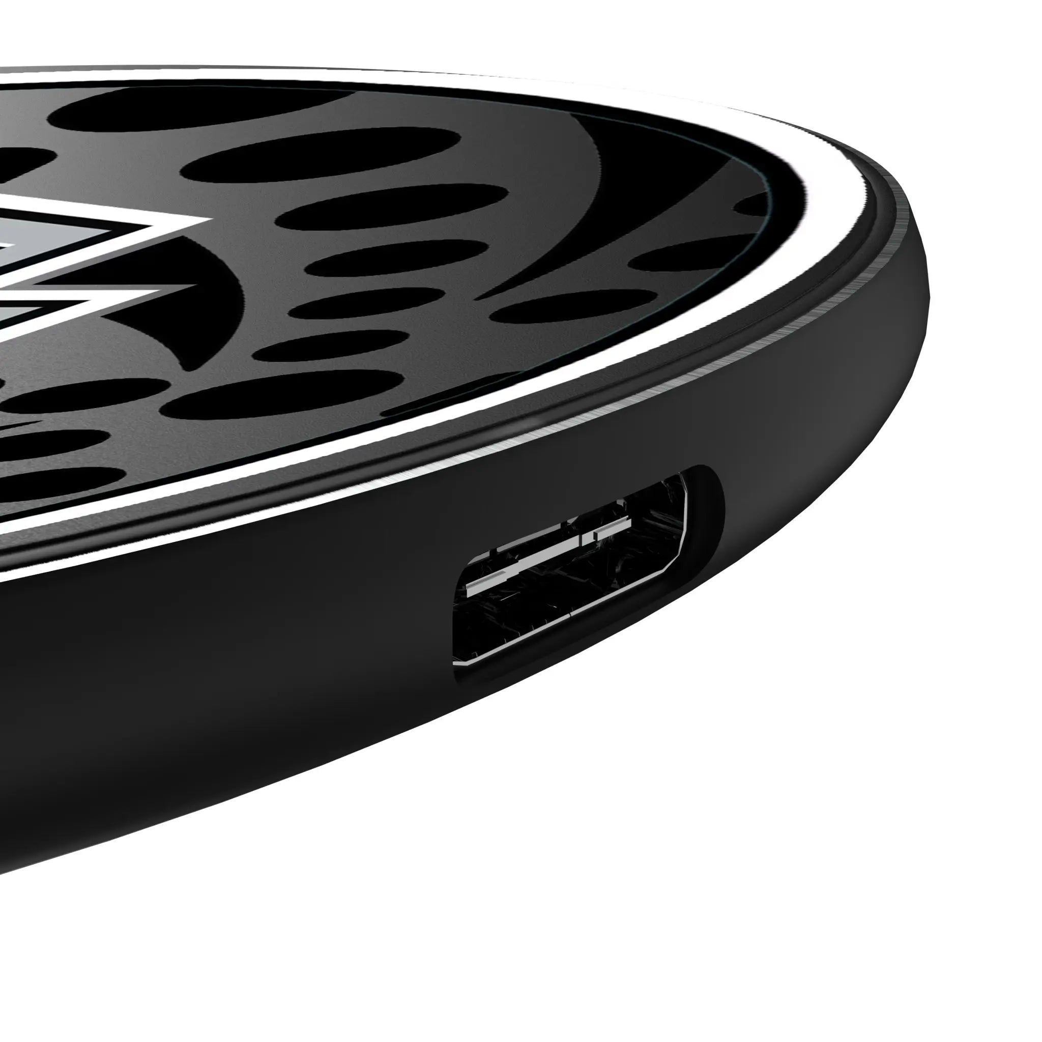 LA Kings Monocolor Tilt 15-Watt Wireless Charger - Detail