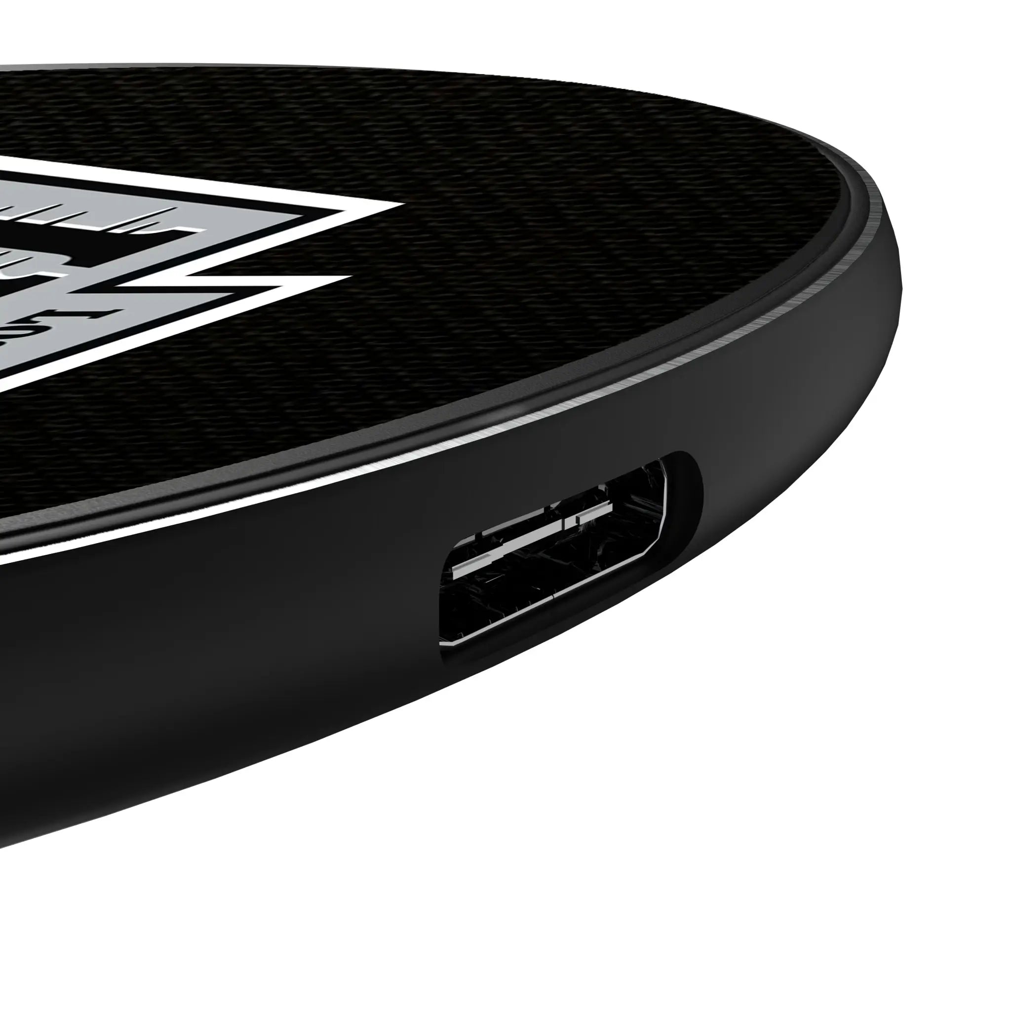 LA Kings Personalized Endzone Solid 15-Watt Wireless Charger - Detail