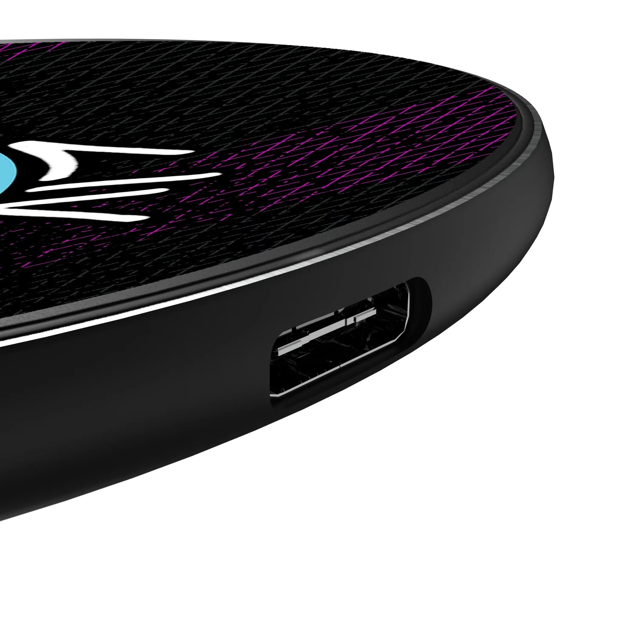 Liv Morgan Steel 15-Watt Wireless Charger - Detail