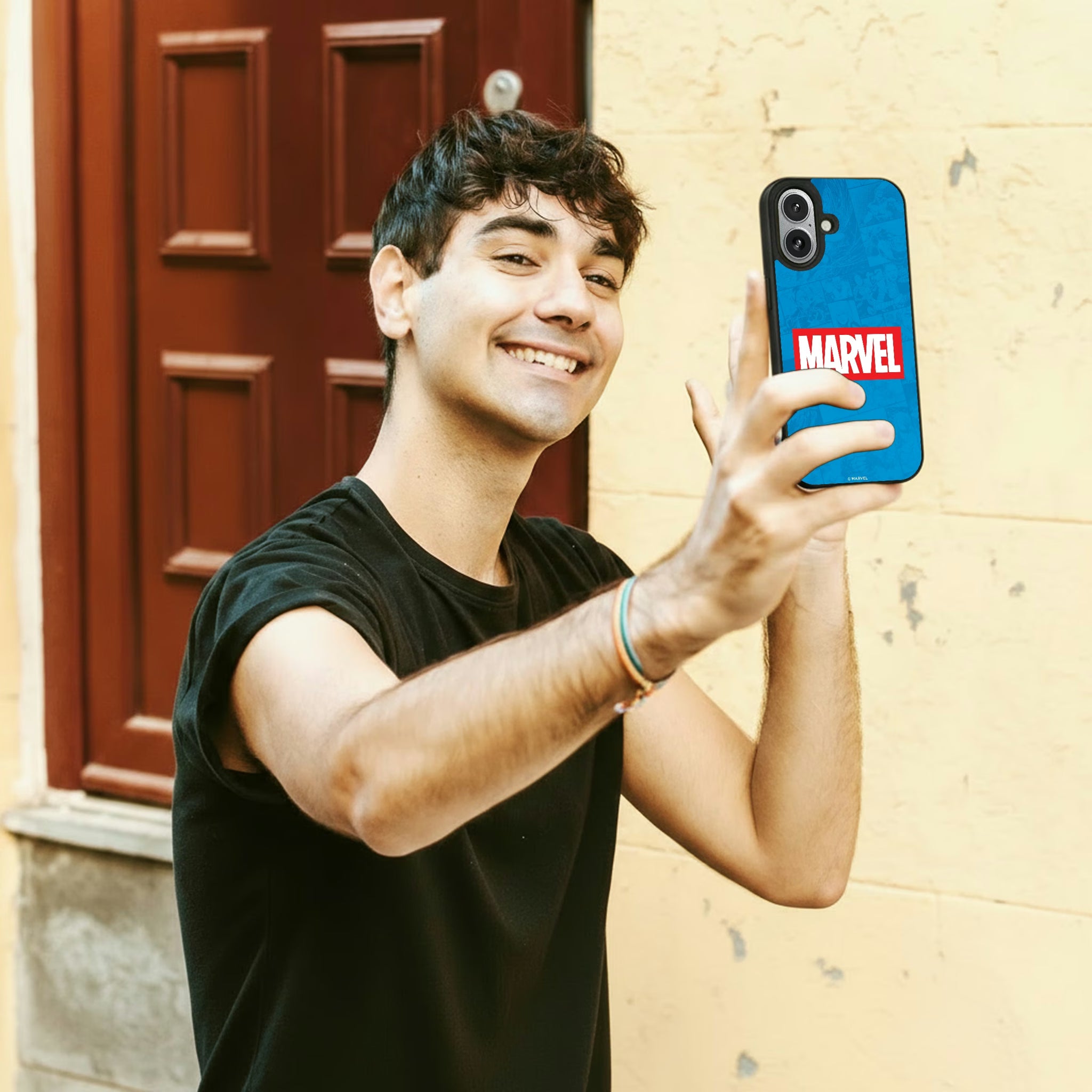 Marvel Comics Marvel Logo iPhone MagSafe Compatible Phone Case for Apple iPhone - Lifestyle#Device_iPhone 17