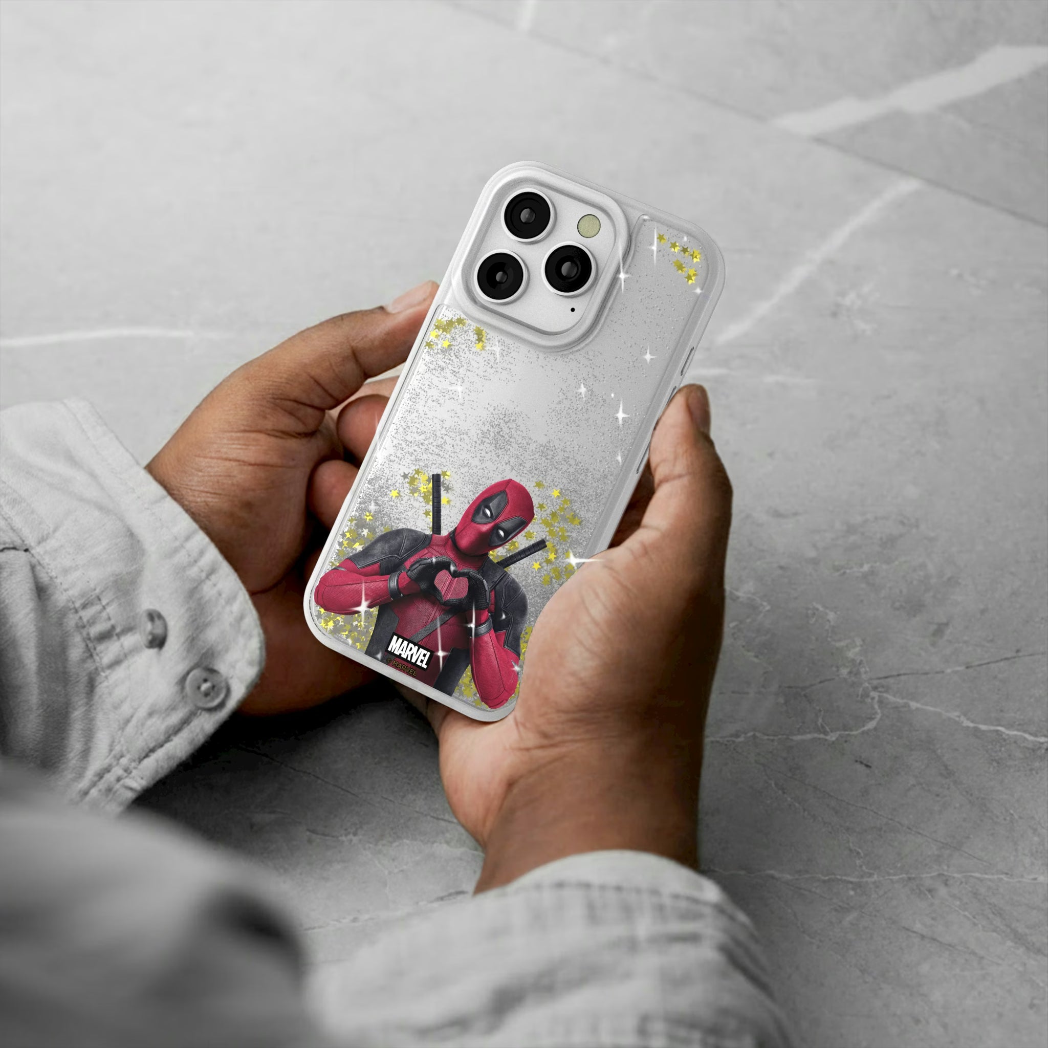 Marvel Deadpool Badge iPhone Glitter Phone Case for Apple iPhone - Lifestyle#Device_iPhone 16 Pro