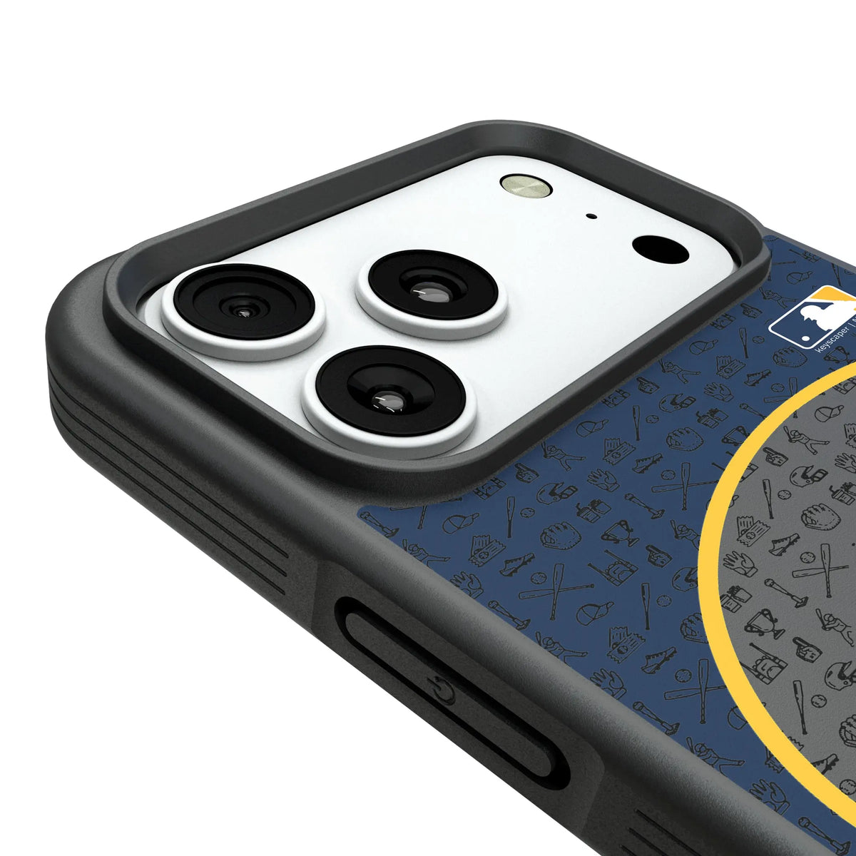 Milwaukee Brewers Personalized Circle iPhone Bump Phone Case for Apple iPhone - Detail#Device_iPhone 18 Pro Max