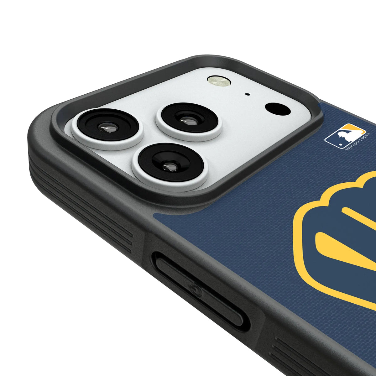 Milwaukee Brewers Personalized Stripe iPhone Bump Phone Case for Apple iPhone - Detail#Device_iPhone 18 Pro