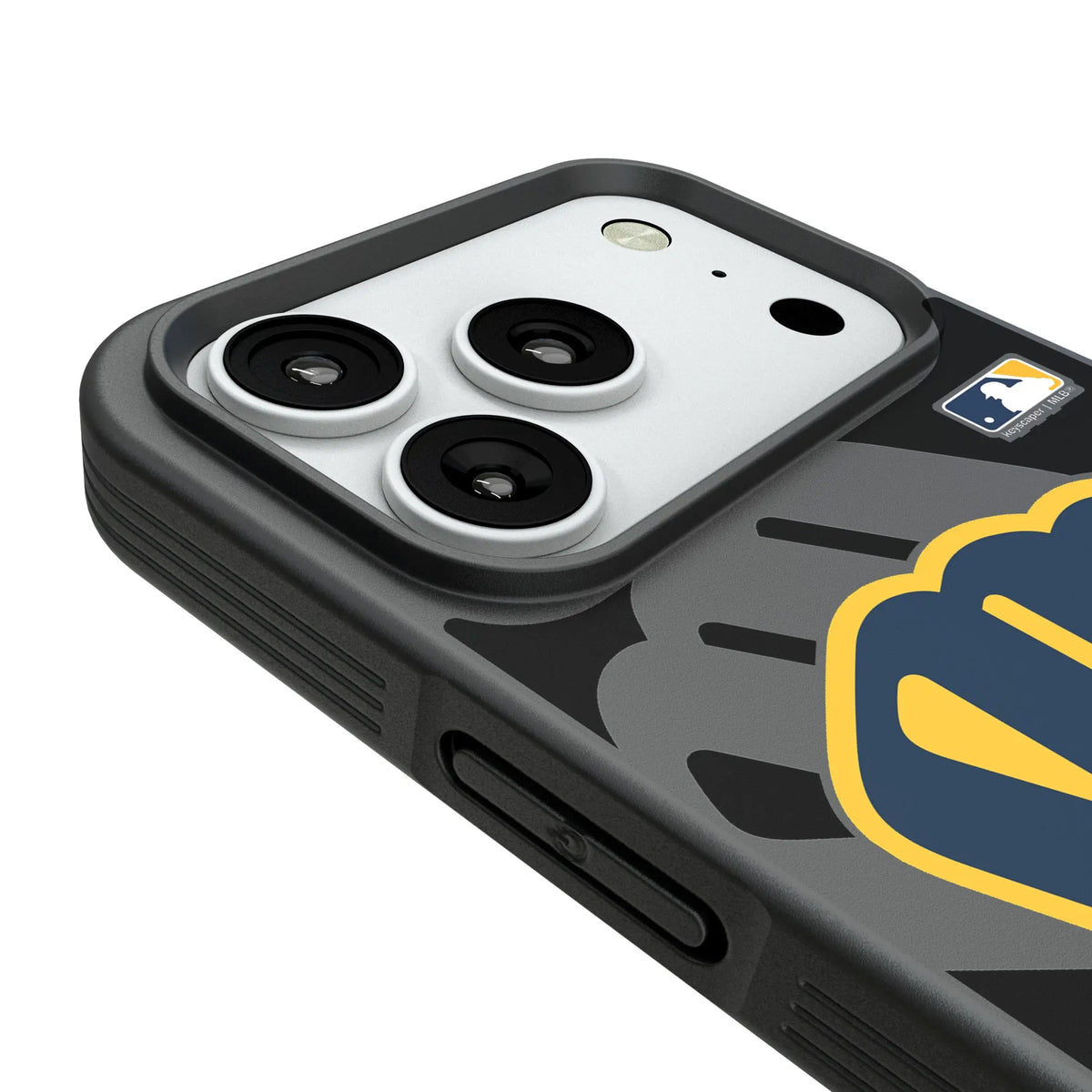 Milwaukee Brewers Personalized Tilt iPhone Bump Phone Case for Apple iPhone - Detail#Device_iPhone 18 Pro