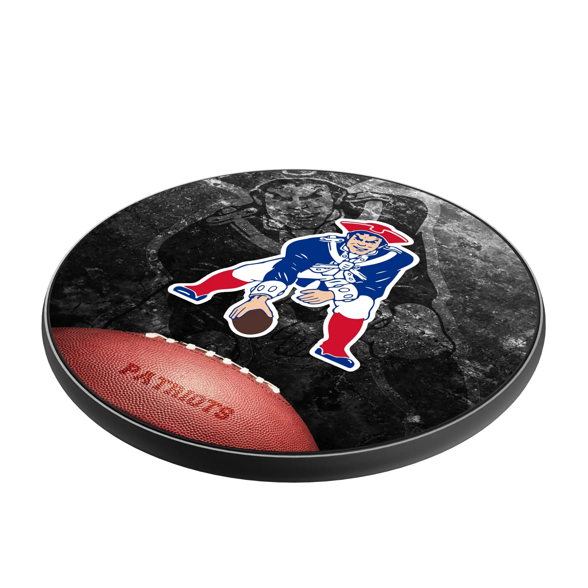 New England Patriots Historic Collection Legendary 15-Watt Wireless Charger - Isometric View