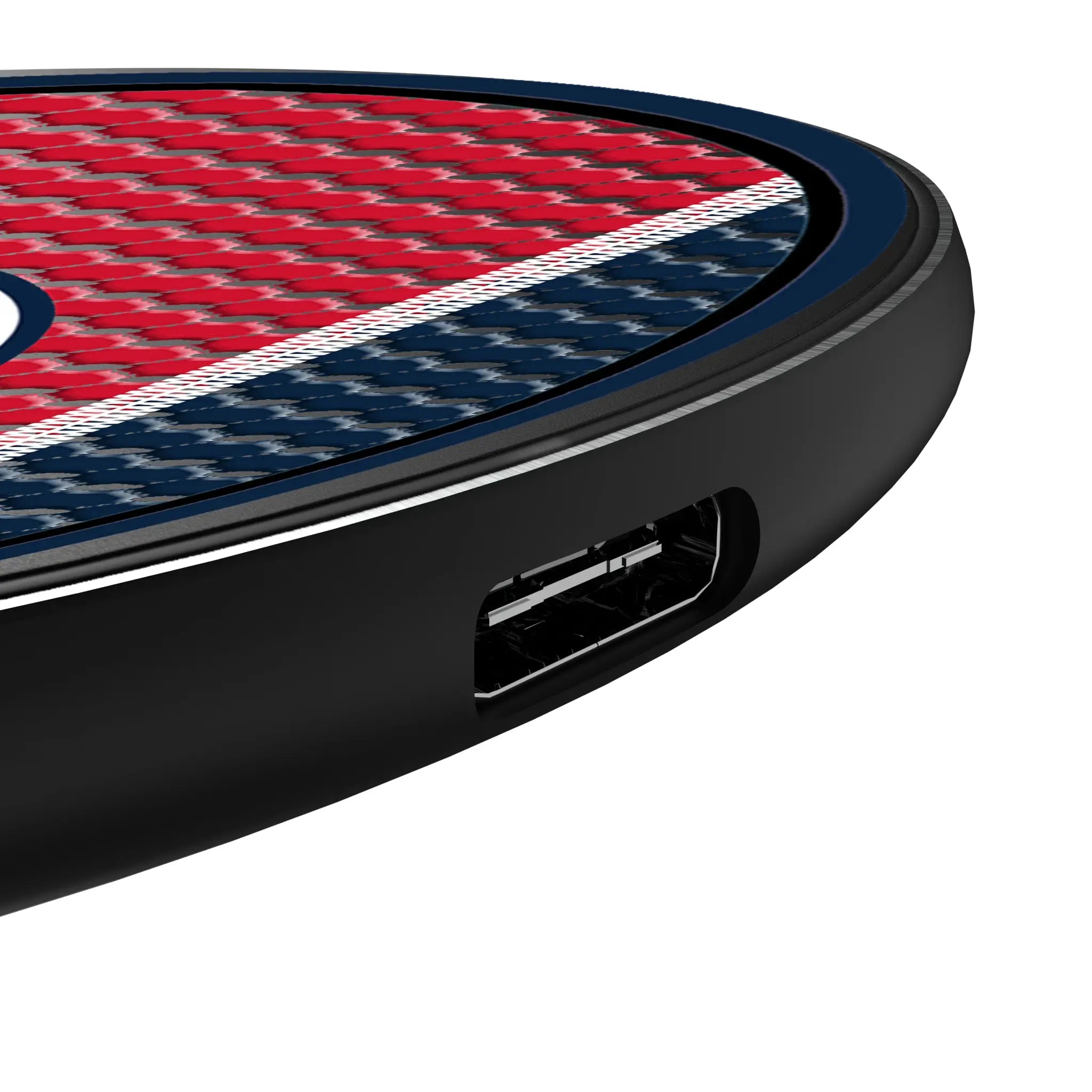 New England Revolution Mesh 15-Watt Wireless Charger - Detail
