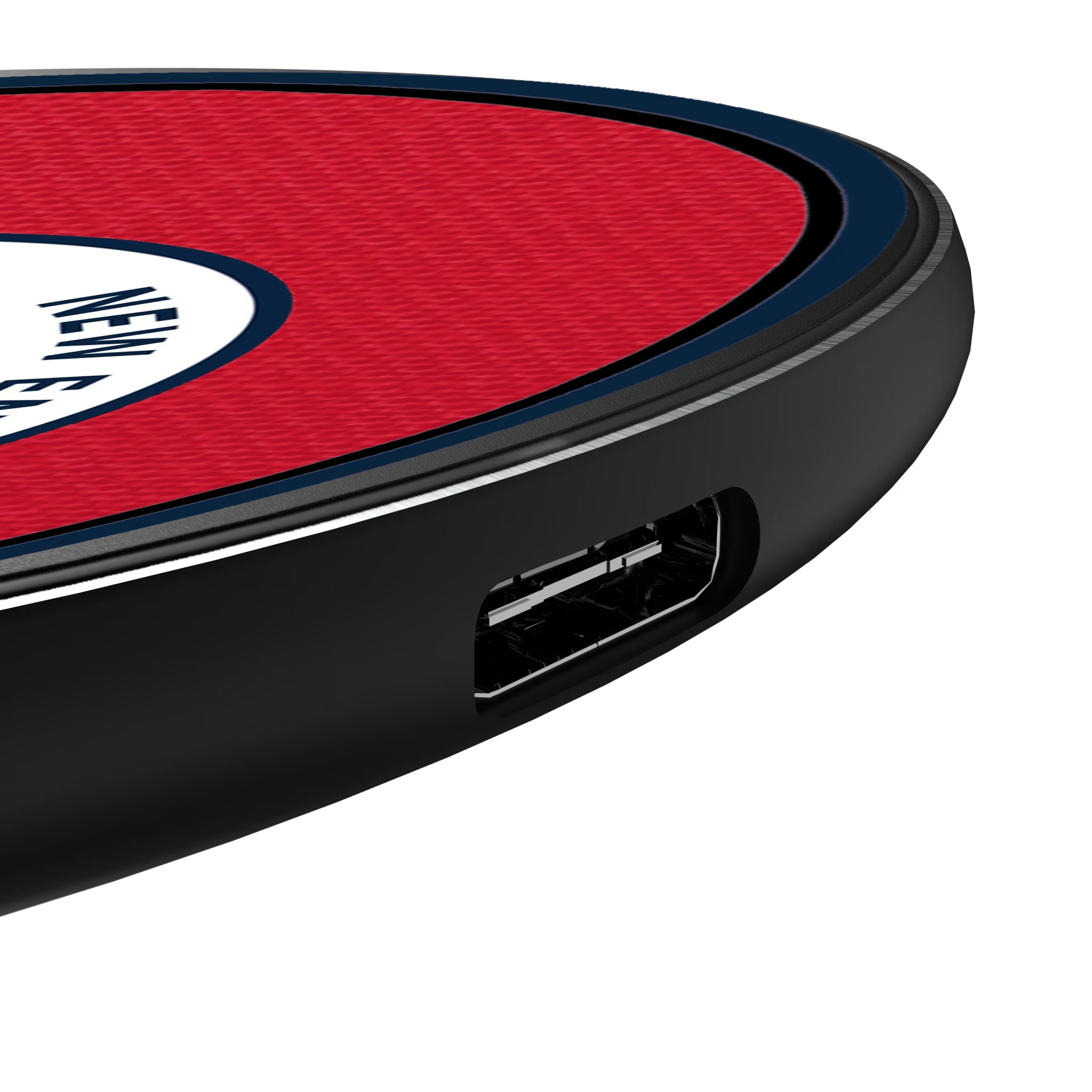 New England Revolution Personalized Endzone Solid 15-Watt Wireless Charger - Detail
