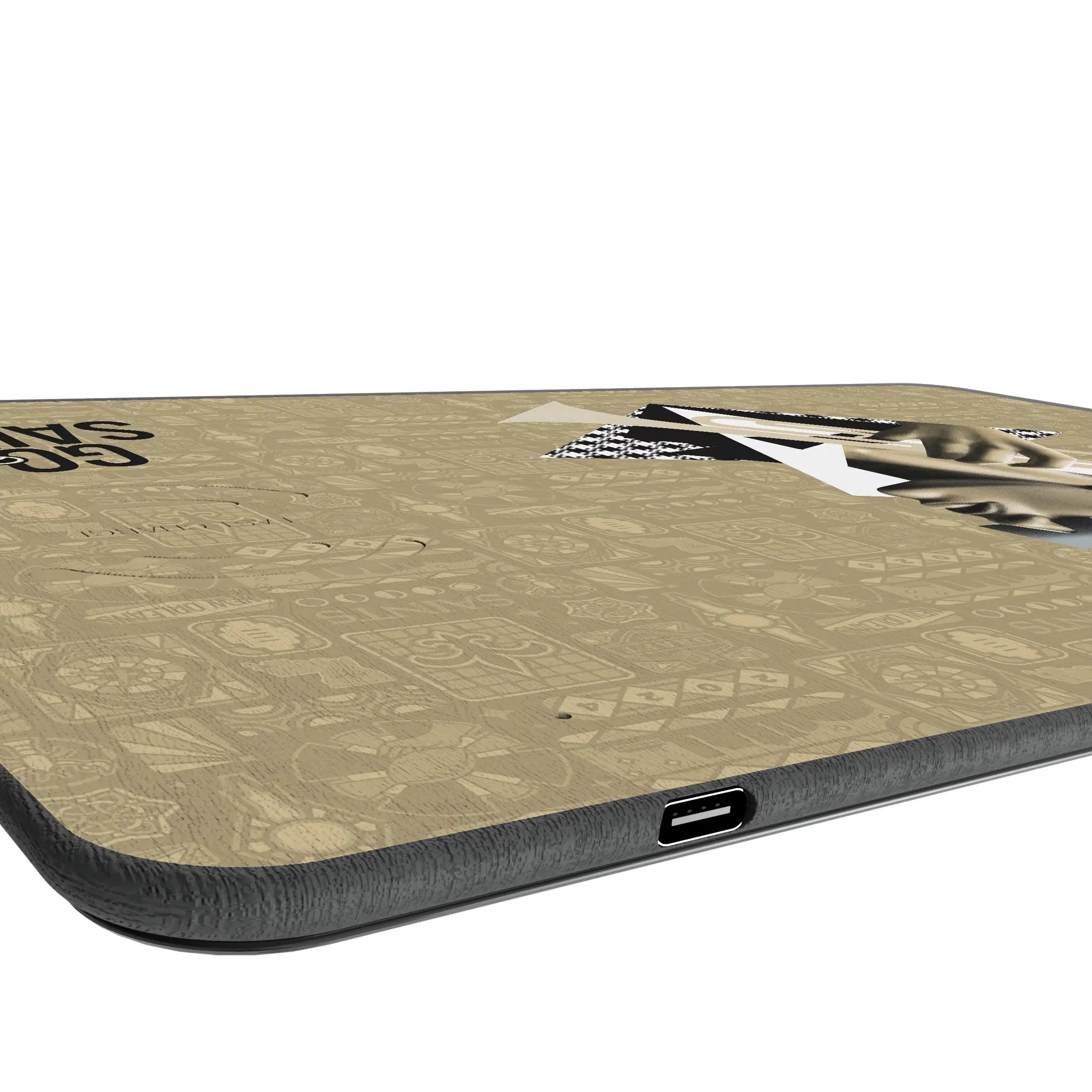 New Orleans Saints Deco 15-Watt Wireless Charger and Mouse Pad