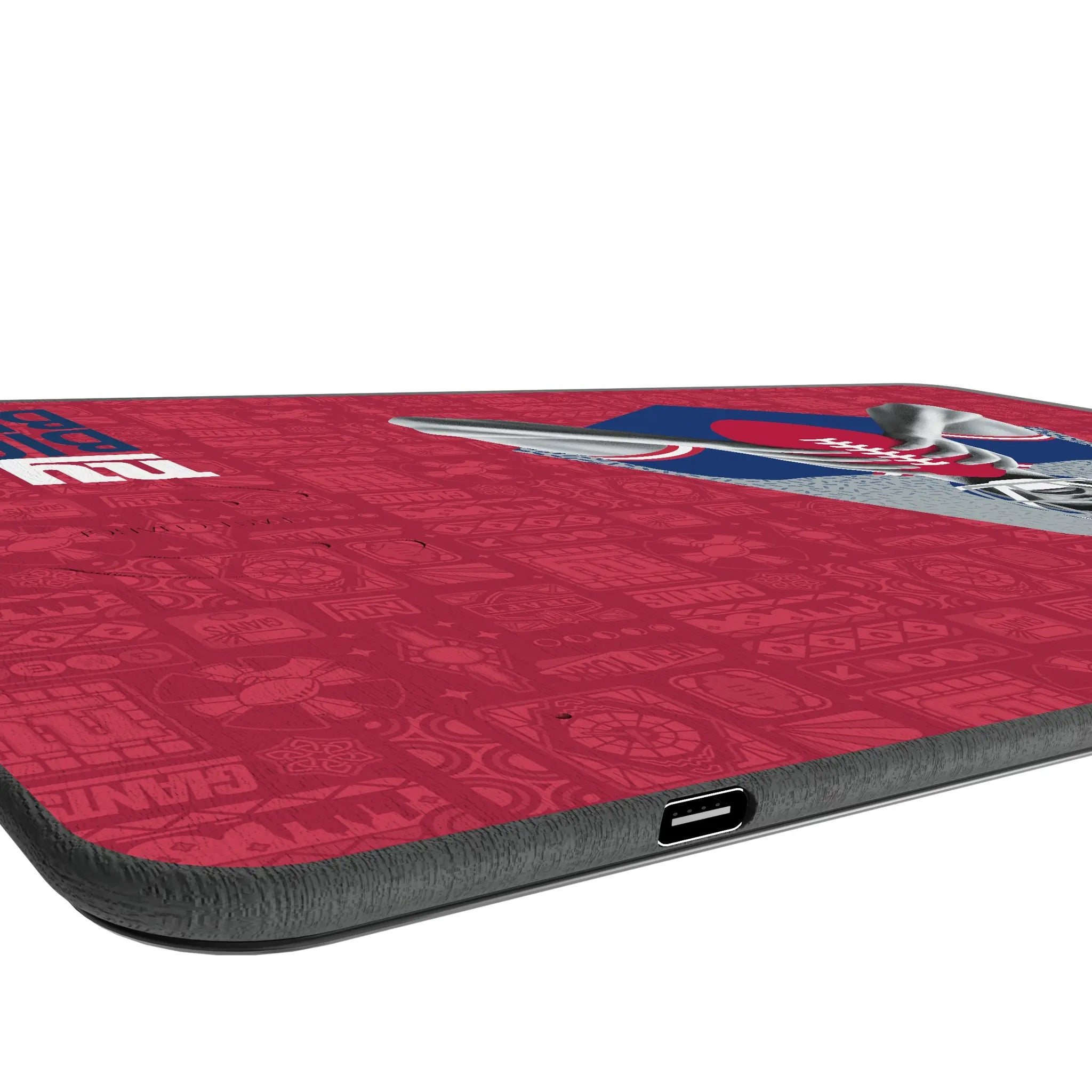 New York Giants Deco 15-Watt Wireless Charger and Mouse Pad