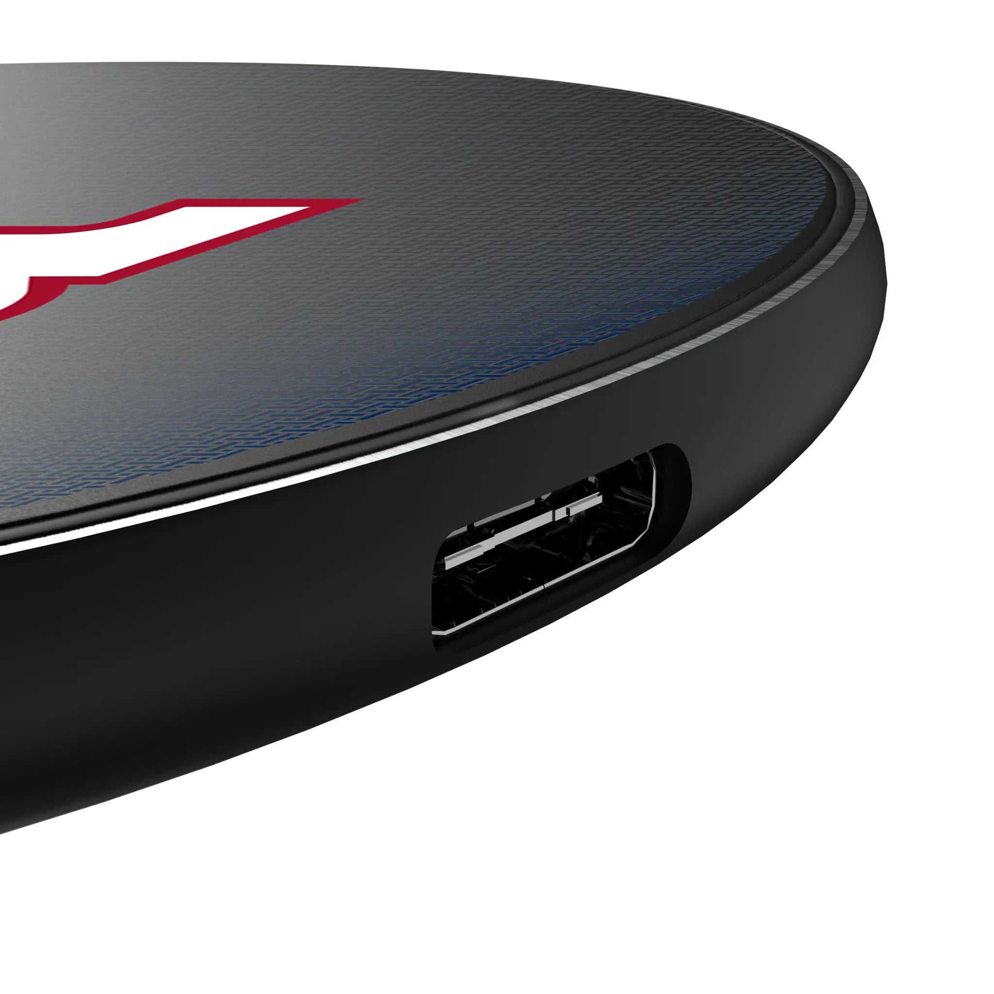 New York Giants Linen 15-Watt Wireless Charger - Detail