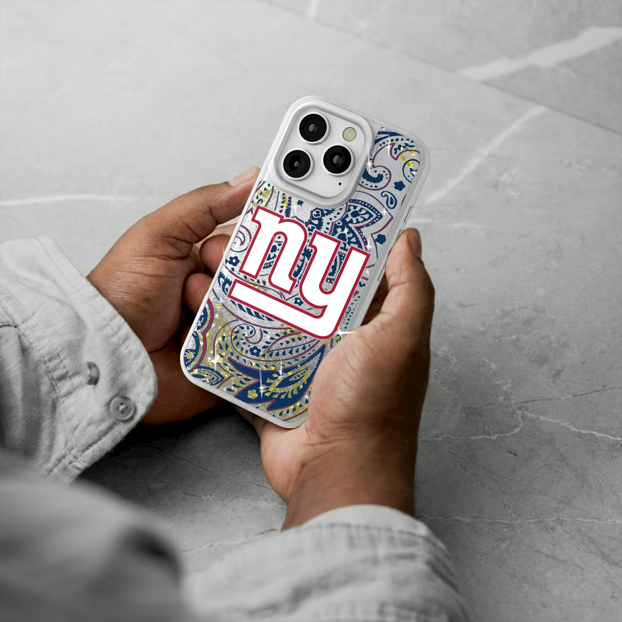 New York Giants Paisley iPhone Glitter Phone Case for Apple iPhone - Lifestyle#Device_iPhone 16 Pro