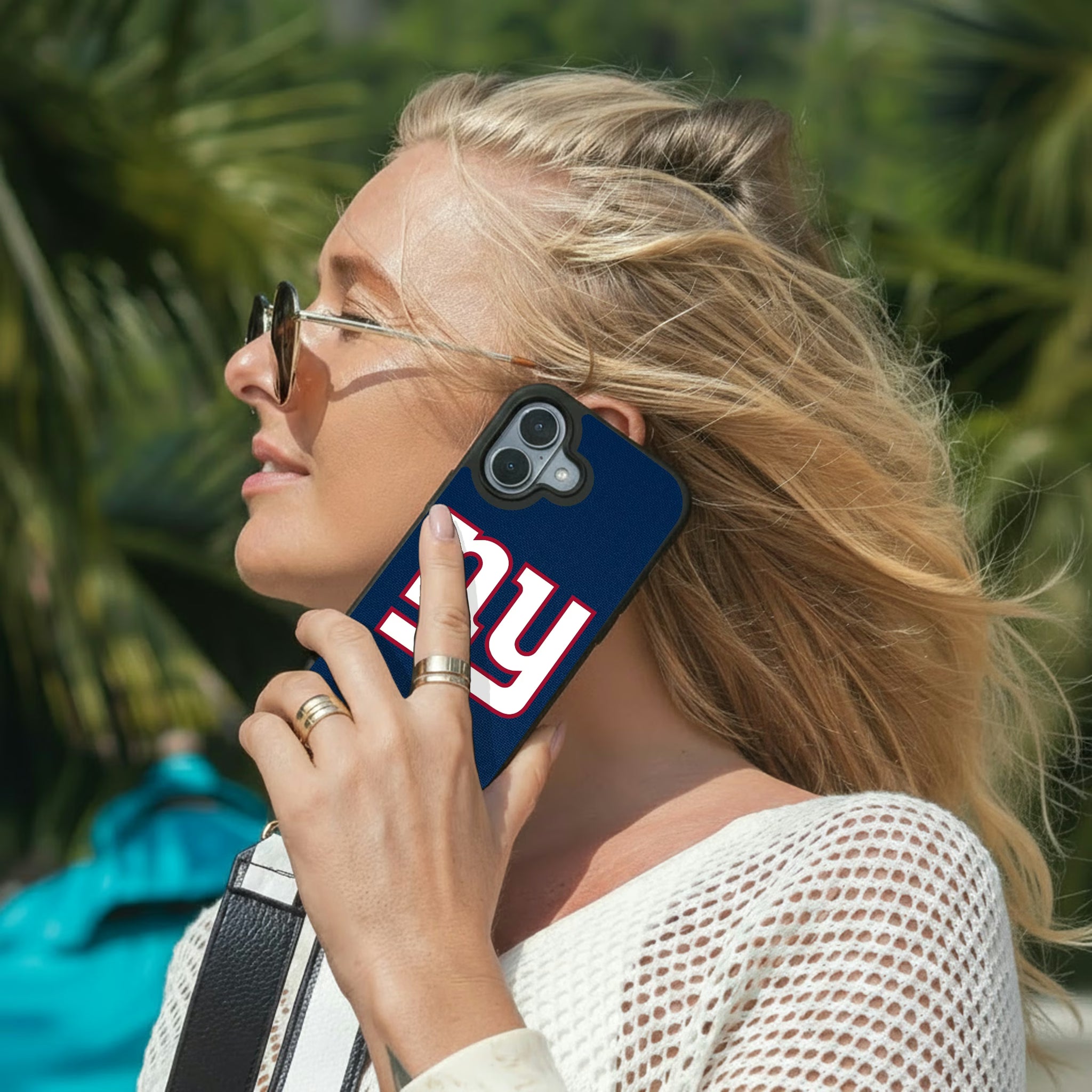 New York Giants Stripe iPhone Bump Phone Case for Apple iPhone - Lifestyle#Device_iPhone 17