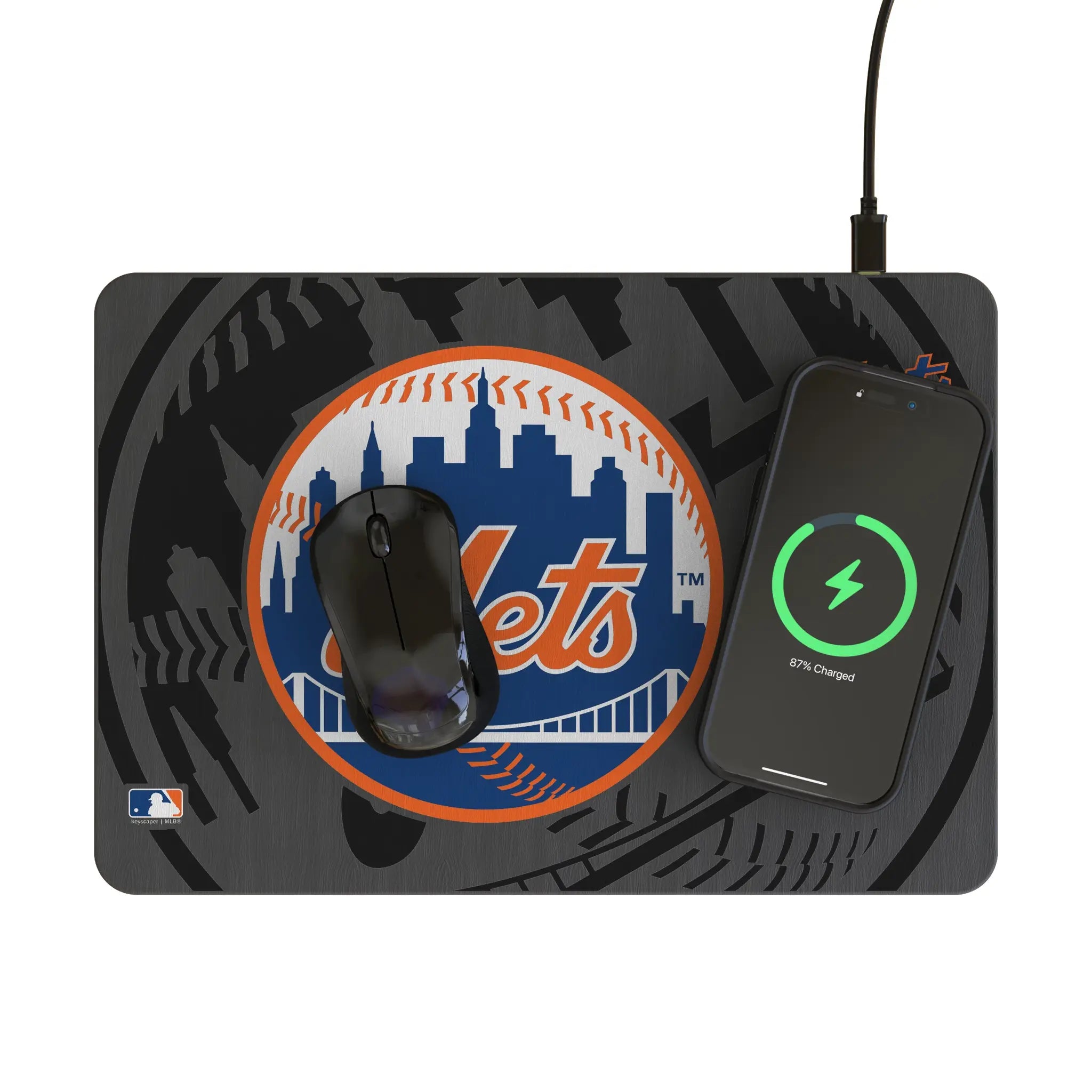 New York Mets Monocolor Tilt 15-Watt Wireless Charger and Mouse Pad - Lifestyle