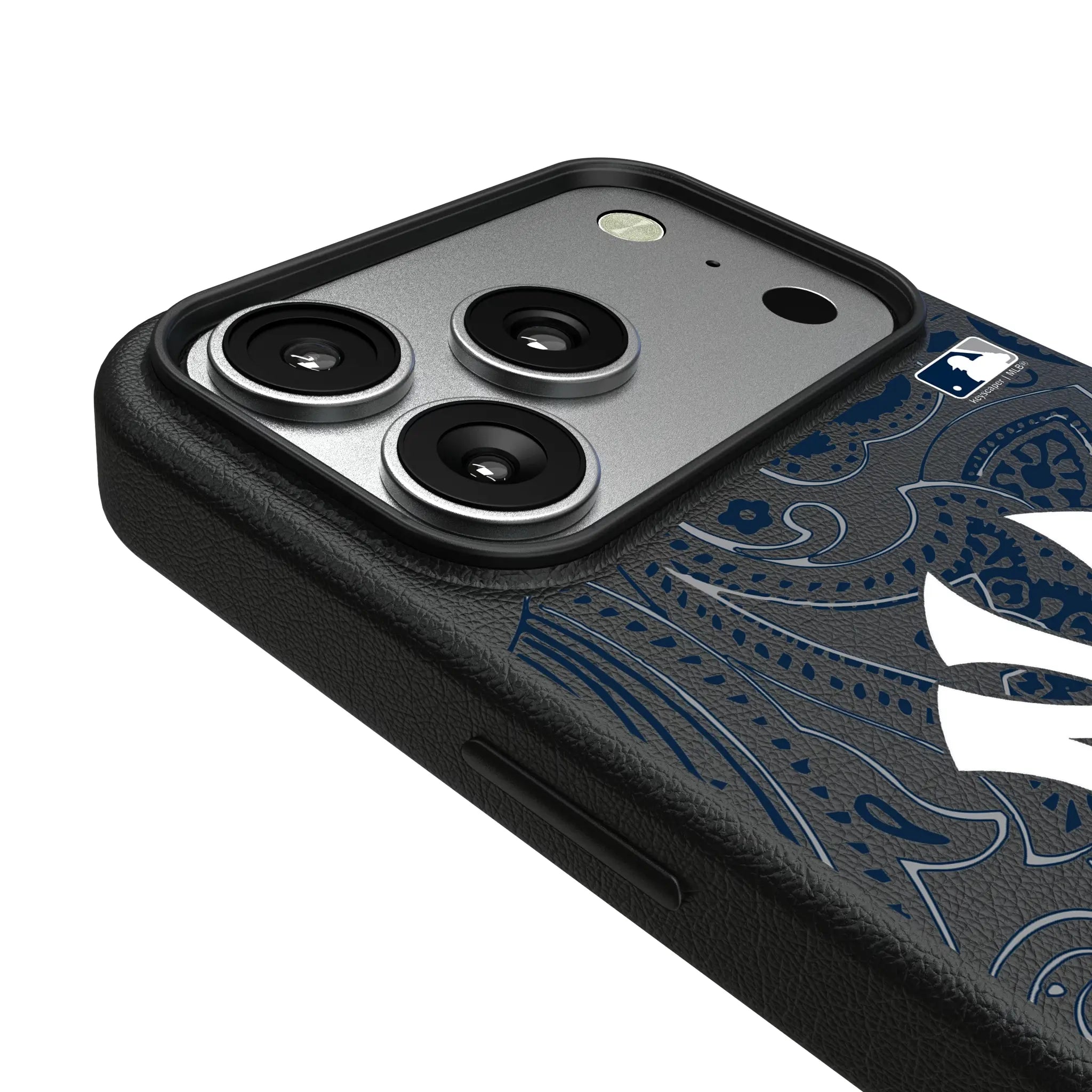 New York Yankees Paisley iPhone MagSafe Compatible Phone Case for Apple iPhone - Detail#Device_iPhone 17 Pro