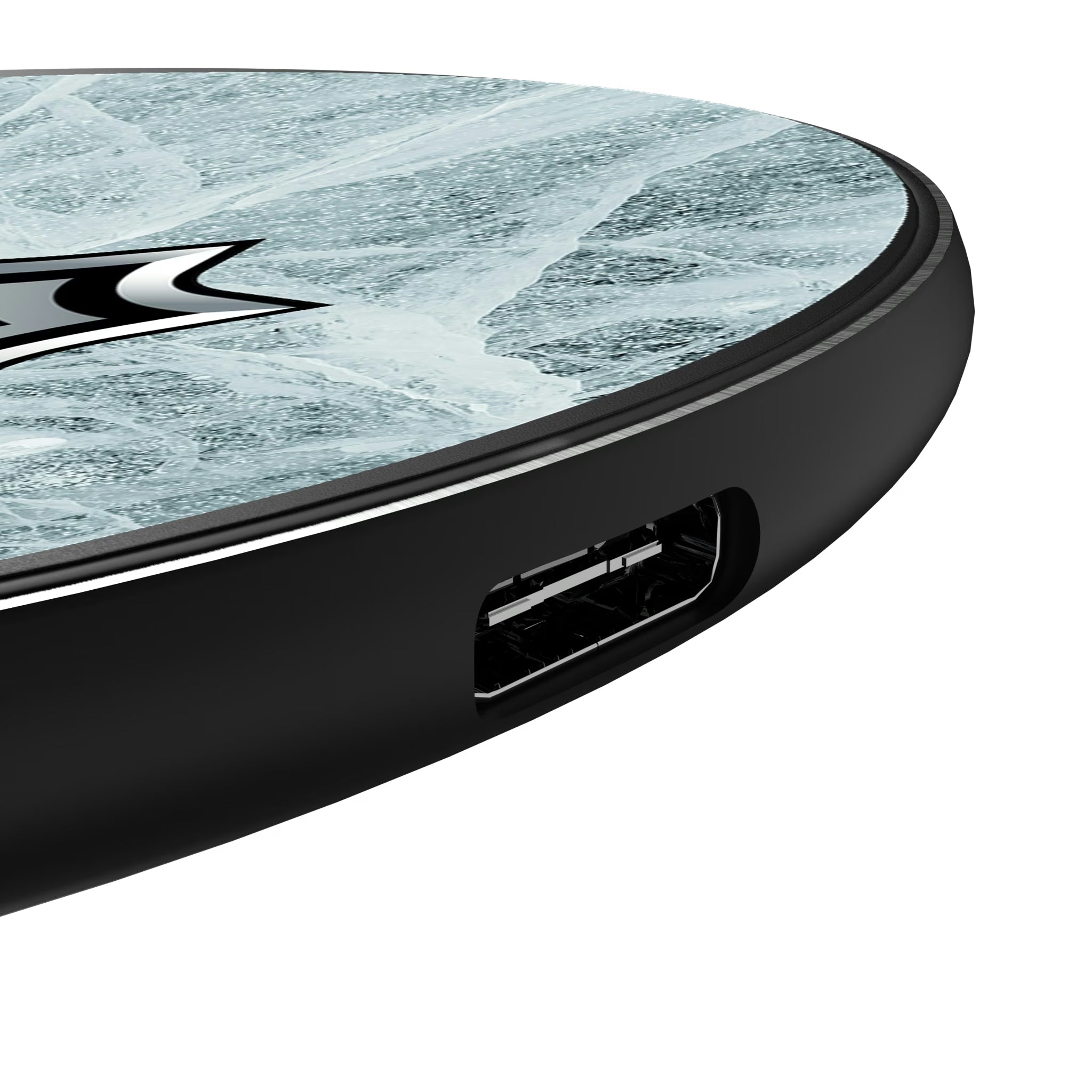 NHL BaseOne 15-Watt Wireless Charger - Detail