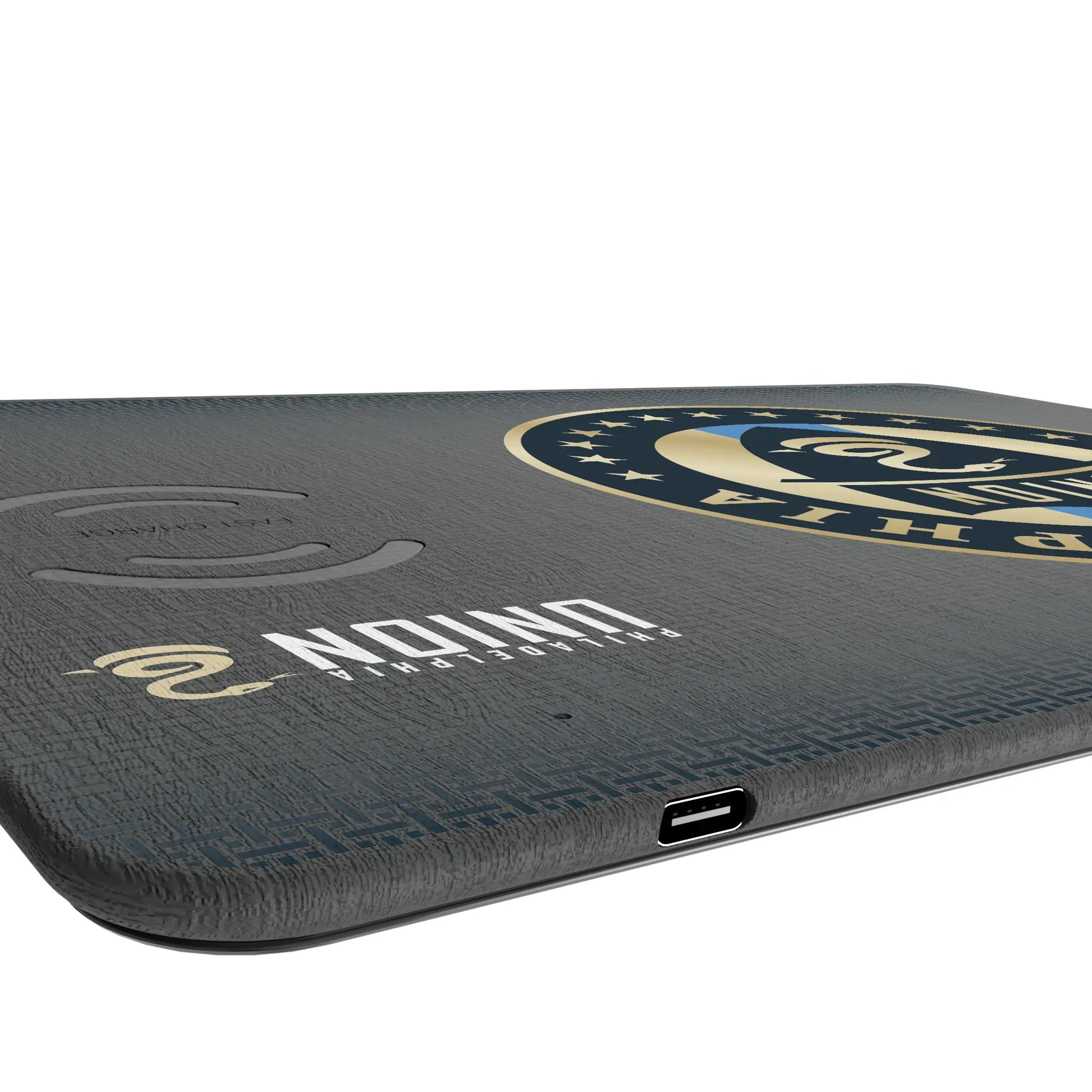 Philadelphia Union Linen 15-Watt Wireless Charger and Mouse Pad