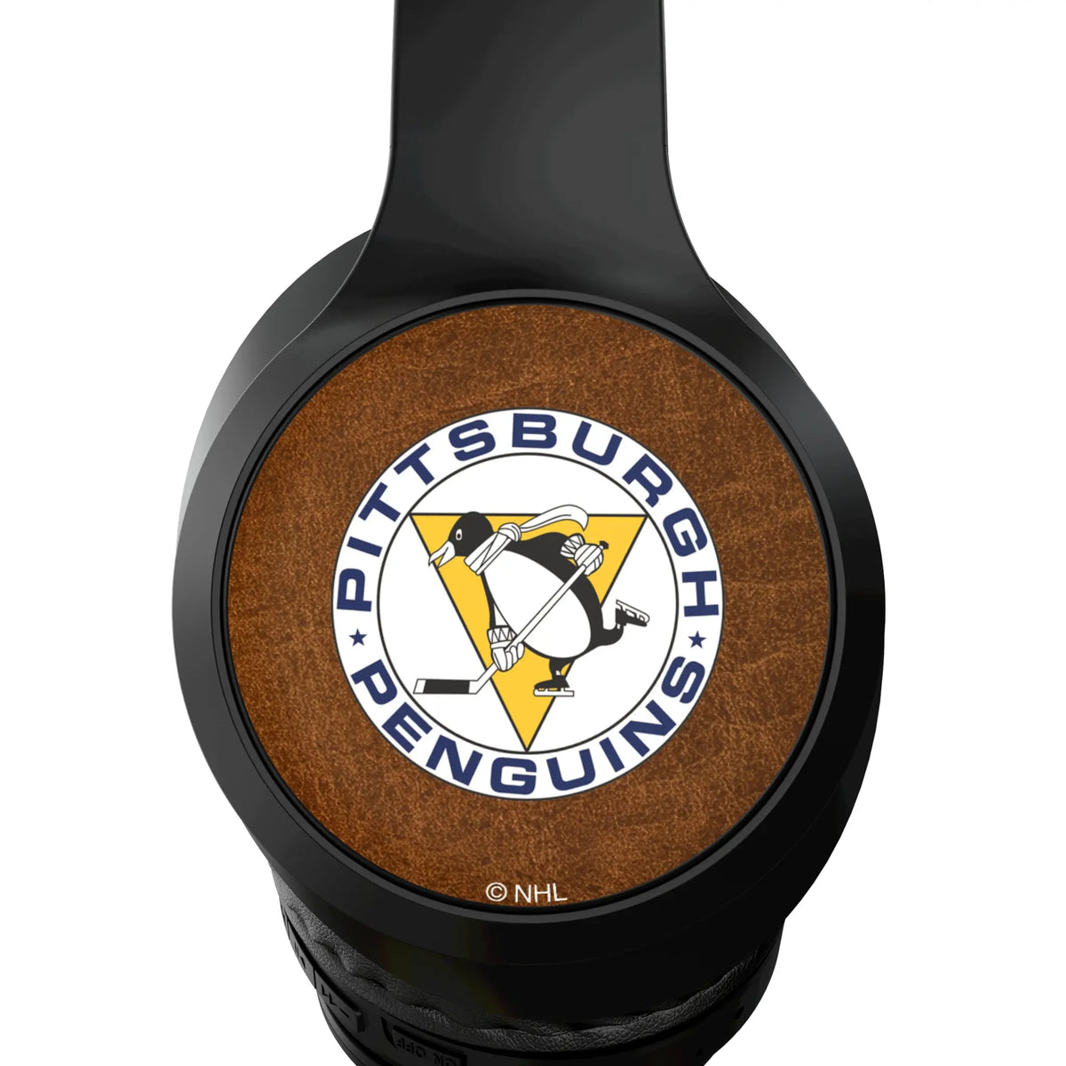 Wireless Over-Ear Headphones With Case - Detail