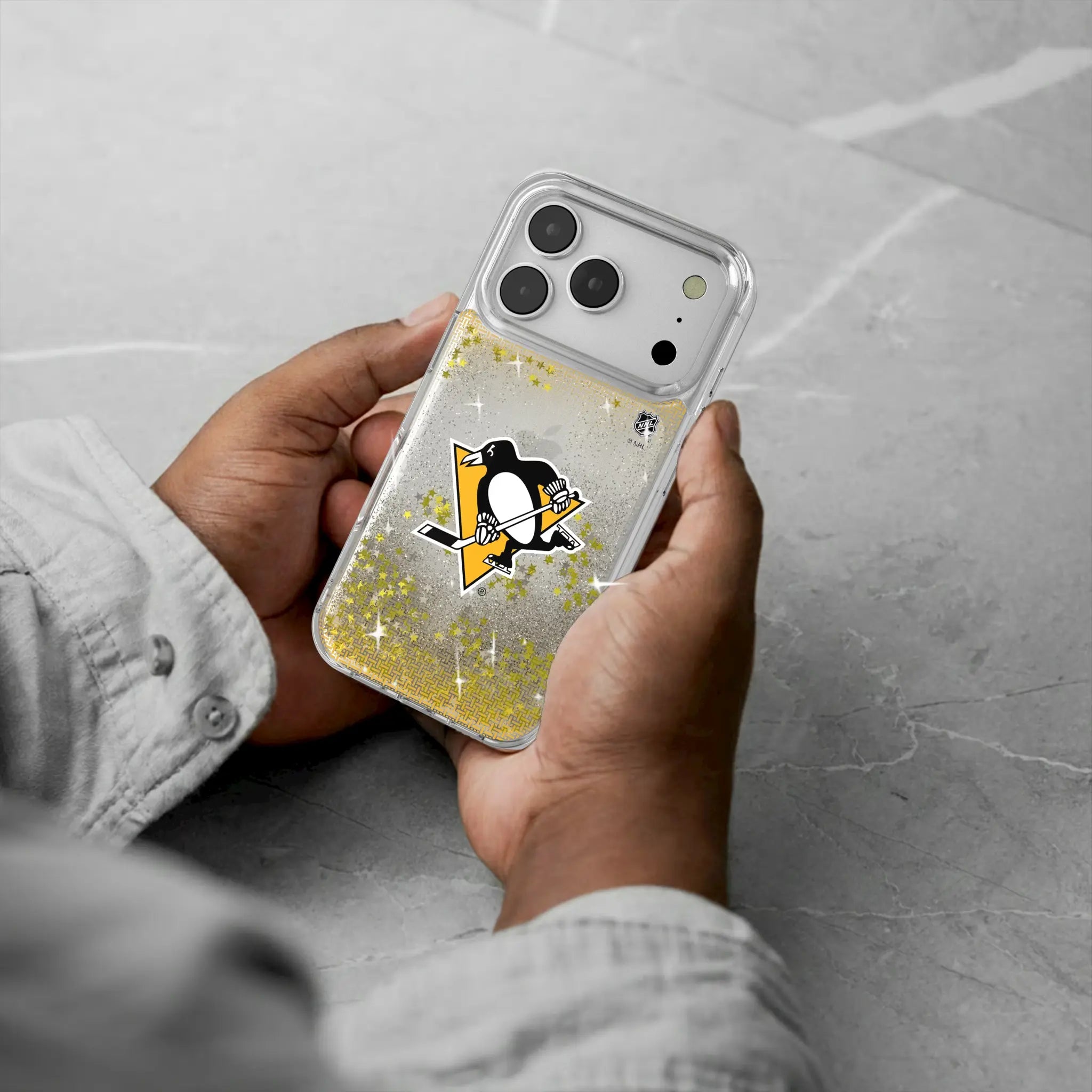 Pittsburgh Penguins Linen iPhone Glitter Phone Case for Apple iPhone - Lifestyle#Device_iPhone 17 Pro