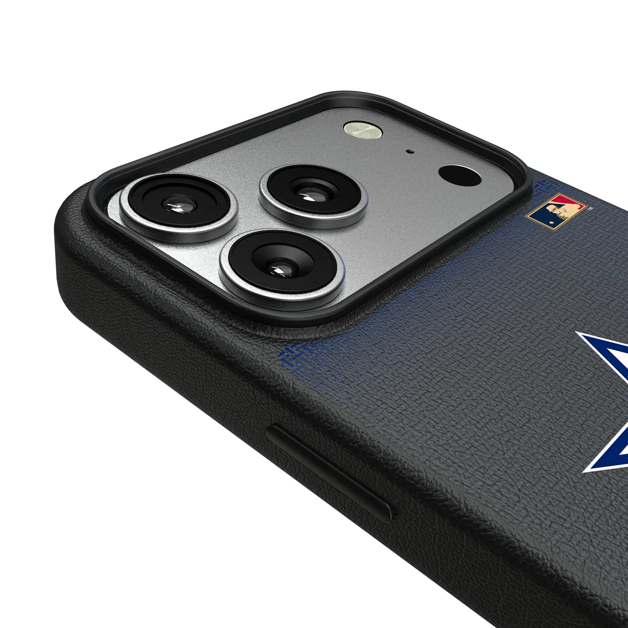 Seattle Mariners 1981-1986 - Cooperstown Collection Linen iPhone MagSafe Compatible Phone Case for Apple iPhone - Detail#Device_iPhone 17 Pro