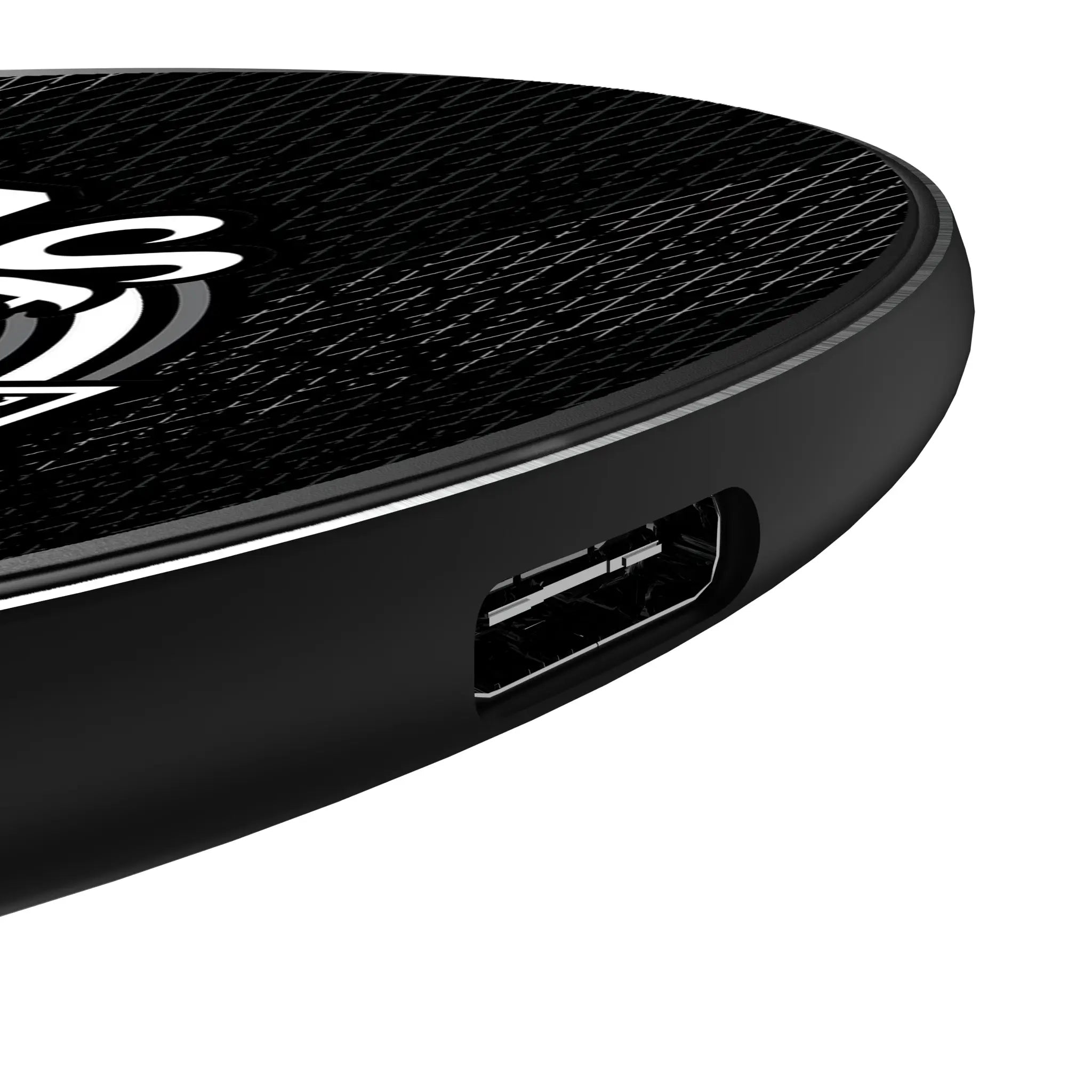 Stone Cold Steve Austin Steel 15-Watt Wireless Charger - Detail