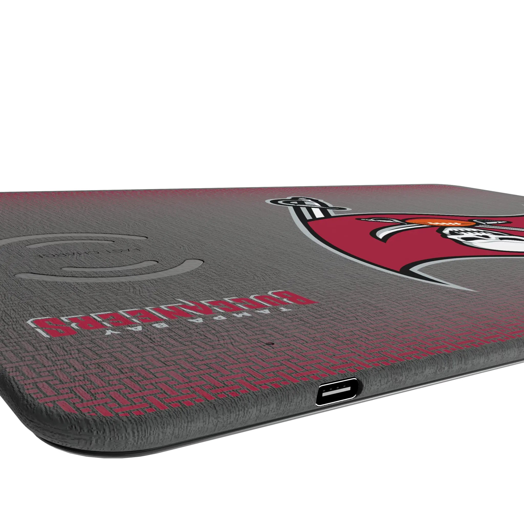 Tampa Bay Buccaneers Linen 15-Watt Wireless Charger and Mouse Pad