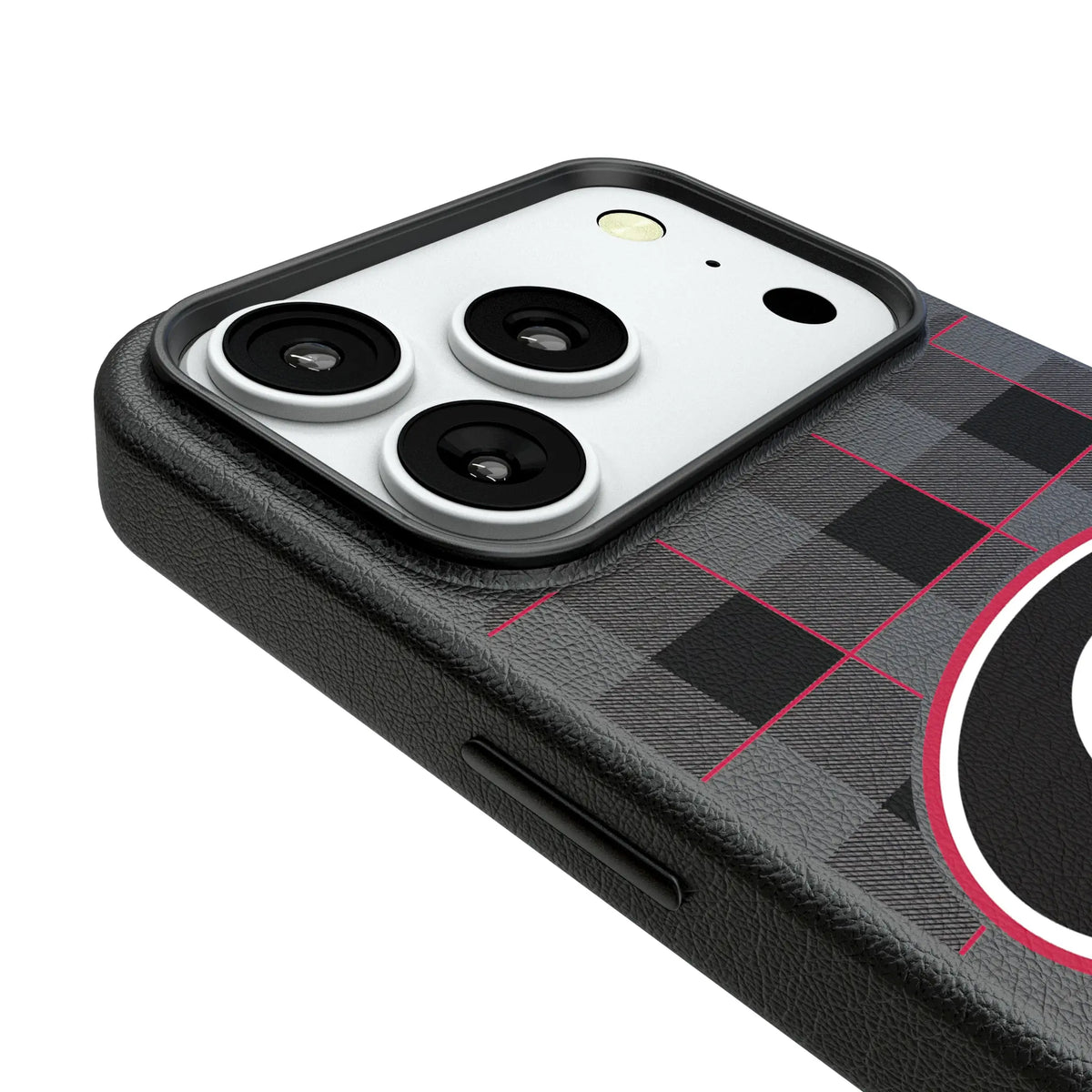 University of Georgia Bulldogs Plaid iPhone MagSafe Compatible Phone Case for Apple iPhone - Detail#Device_iPhone 18 Pro