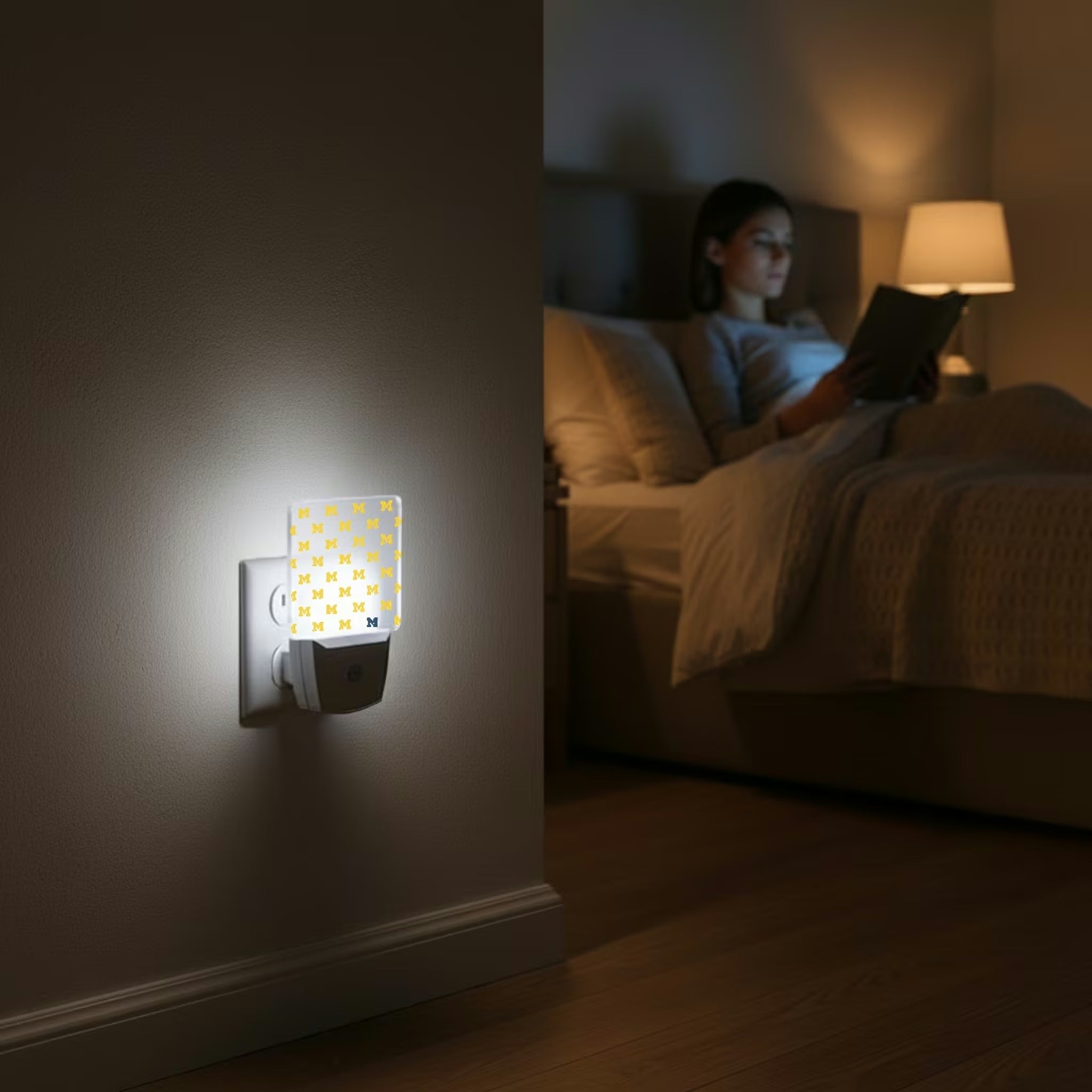 University of Michigan Wolverines Fashion Pattern Night Light 2-Pack - Lifestyle