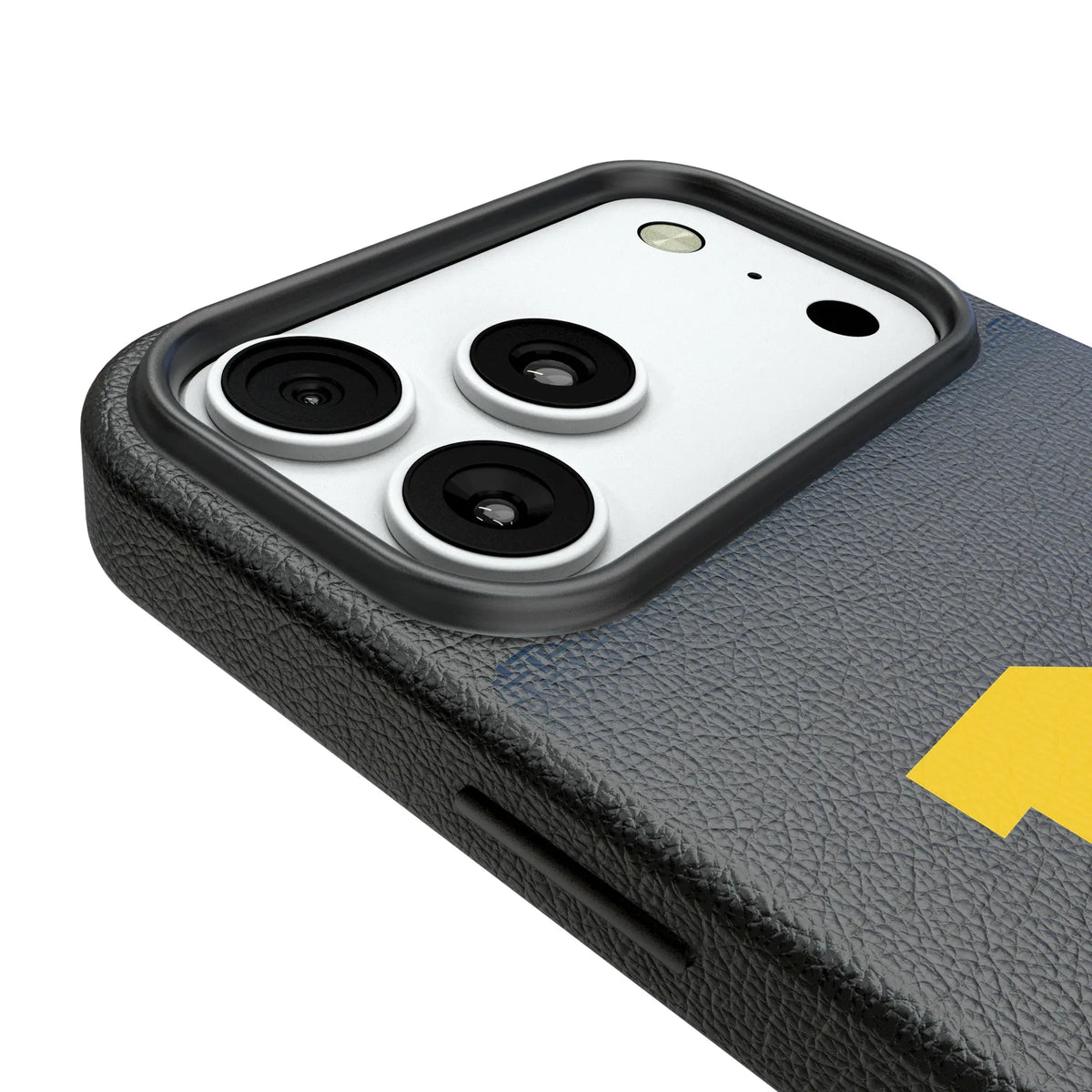 University of Michigan Wolverines Linen iPhone MagSafe Compatible Phone Case for Apple iPhone - Detail#Device_iPhone 18 Pro Max