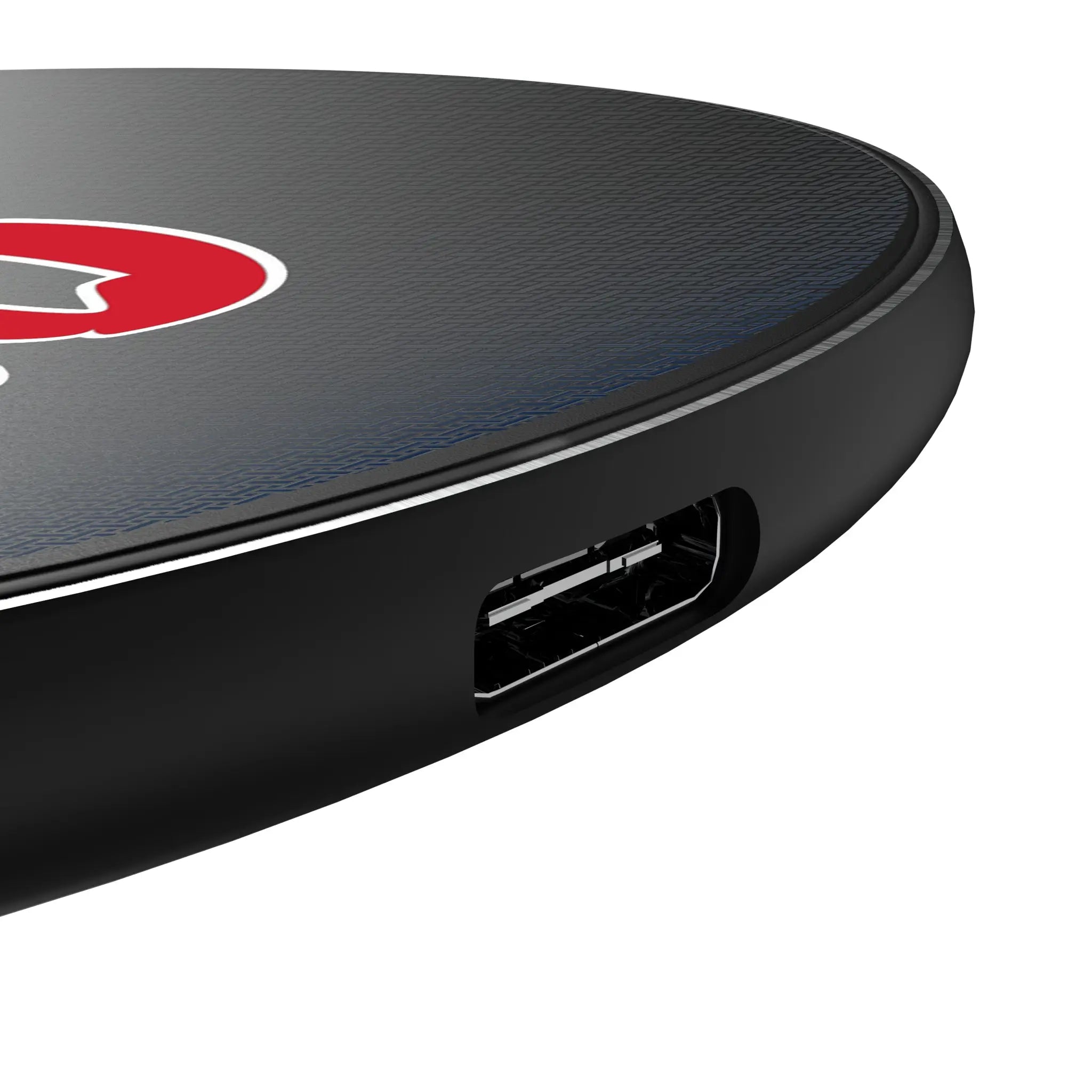 University of Mississippi Rebels Linen 15-Watt Wireless Charger - Detail