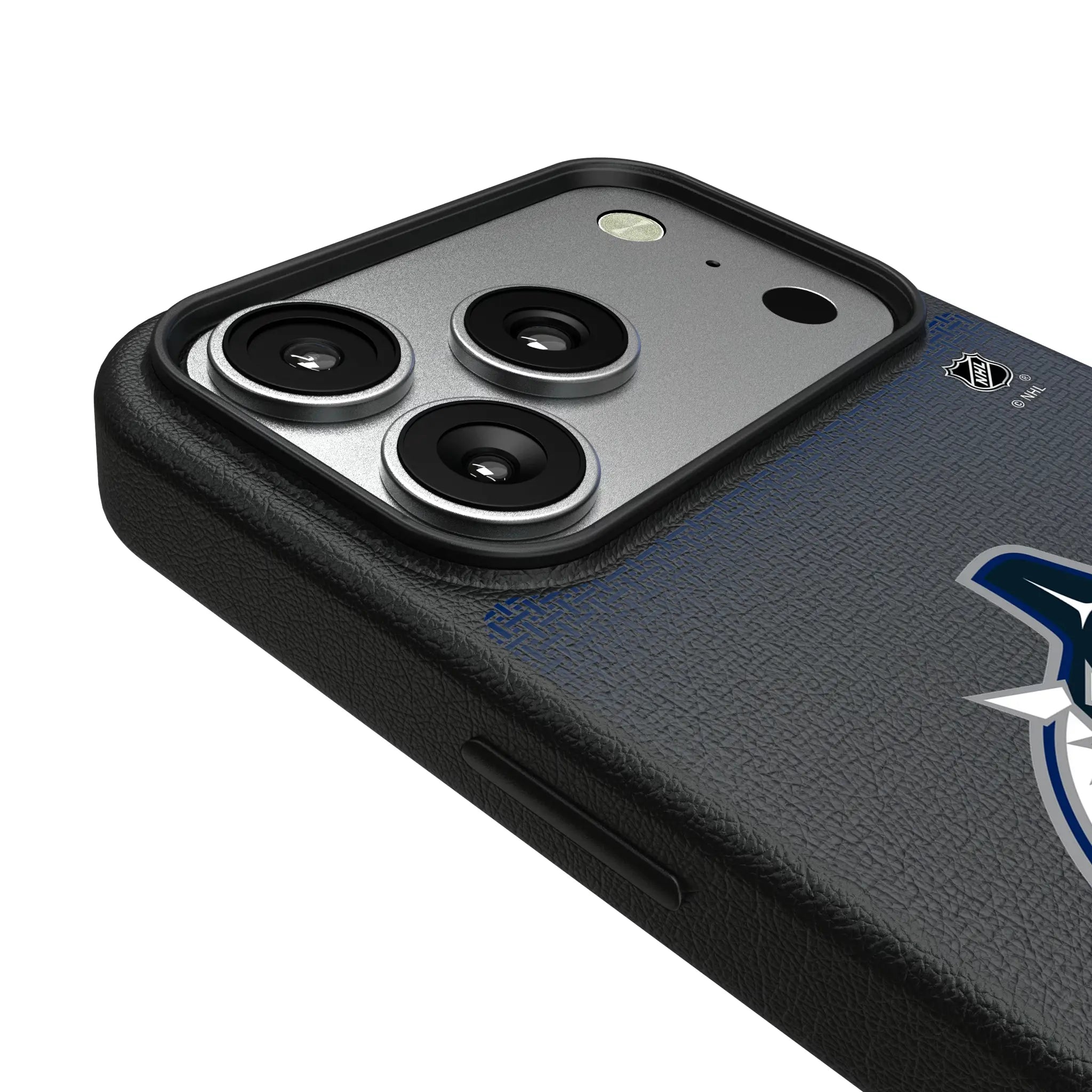 Vancouver Canucks Linen iPhone MagSafe Compatible Phone Case for Apple iPhone - Detail#Device_iPhone 17 Pro