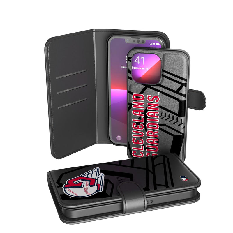 Cleveland Guardians Tilt iPhone Wallet Case